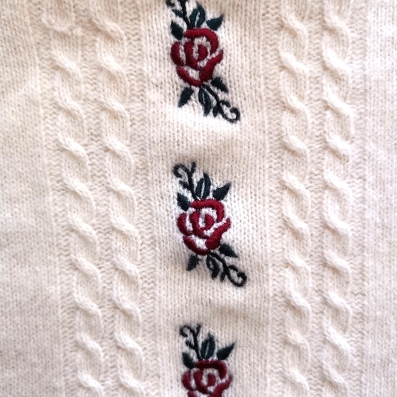 Vintage 80's cream lambswool sweater rose embroidery - Picture 5 of 11